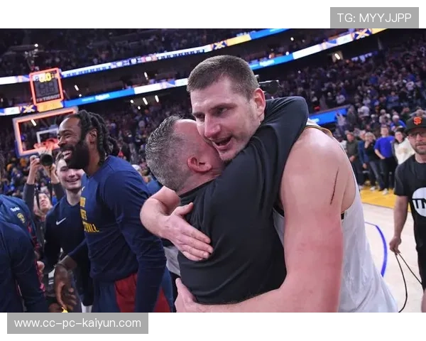 掘金球星内外结合令对方无力招架