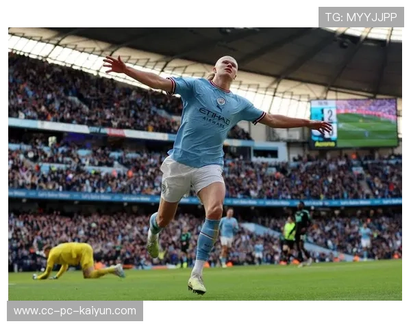 哈兰德弧顶劲射曼城终场绝杀